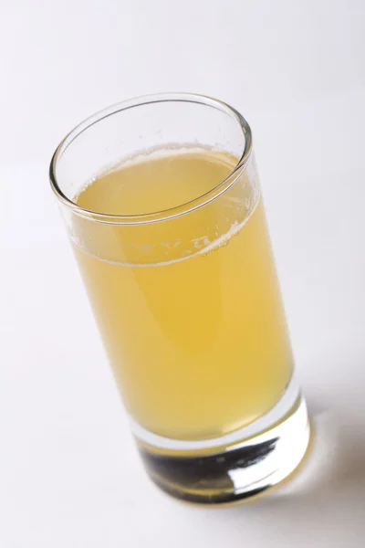 Ananas suyu hazırlama