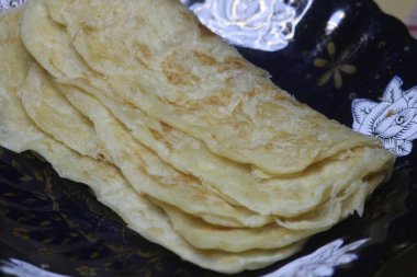 Milletvekili ya da msemen olarak bilinen geleneksel Fas ekmeğinin yakın çekimi.