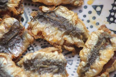 Geleneksel Fas Doldurulmuş Sardalya