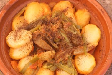 Taze Fas Taze Patatesli Tagine