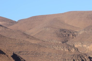 Fas 'ta Agdz ve Ait Saoune arasındaki dağlar