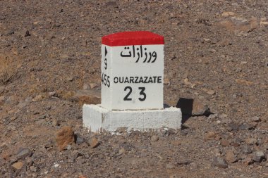 Ouarzazate 23 km İşareti, Fas 'ta Ouarzazate Mesafesi İşareti