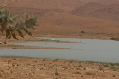 Fas 'taki Al-Hassan Addakhil Gölü olarak bilinen Errachidia Gölü