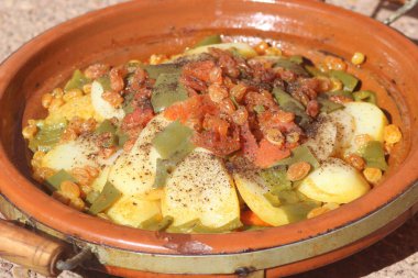 Geleneksel Fas Sebzesi Patatesli Tagine