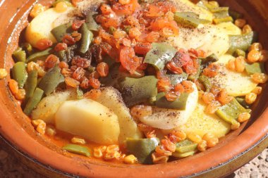 Geleneksel Fas Sebzesi Patatesli Tagine