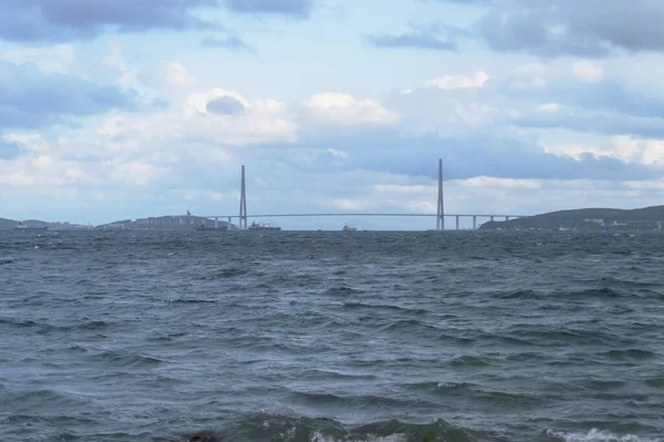 Blick Auf Brücke Russkiy Stürmischem Tag Wladiwostok — Stockfoto