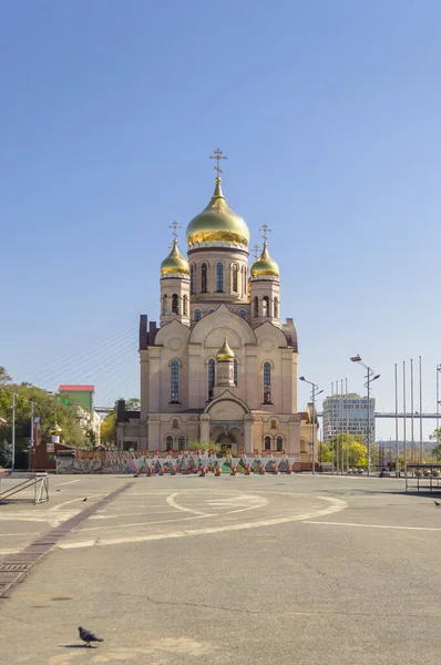Vladivostok Rusko Října 2020 Ortodoxní Exteriér Kostela Slunečného Dne Náměstí — Stock fotografie