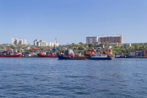 Vladivostok Ρωσία Οκτωβρίου 2020 Σκάφη Για Ναυτιλία Και Διαχείριση Εμπορευμάτων — Φωτογραφία Αρχείου