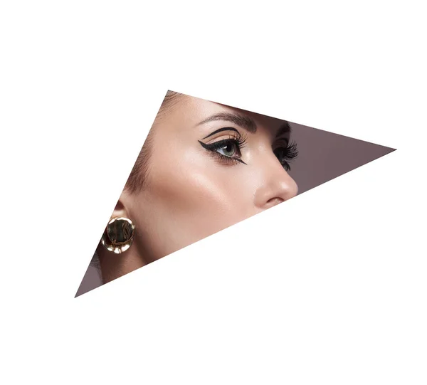 Beauty Makeup Women Eye Brows Eyelashes Lips Triangular Hole Paper — Stock Photo, Image