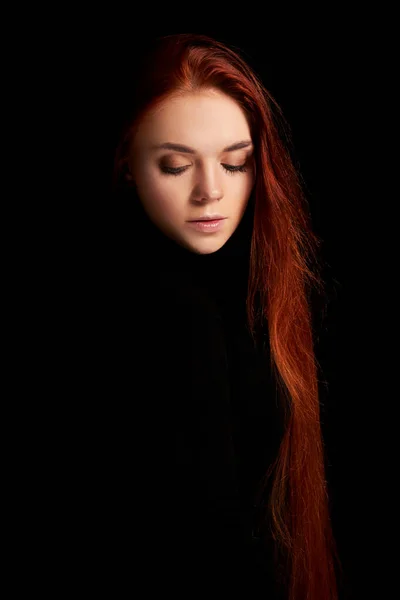 Redhead Girl Long Hair Contrast Art Portrait Perfect Woman Black — Stock Photo, Image