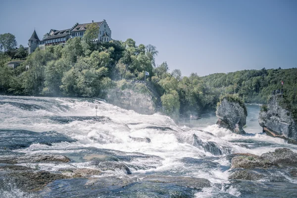 Sungai Rhine dan air terjunnya — Stok Foto