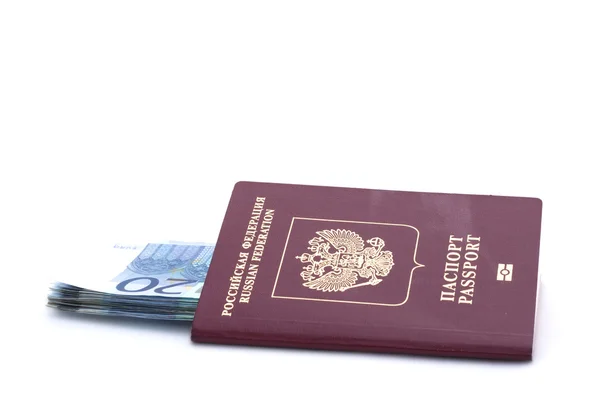 Bazı euro banknot ve Rus pasaportu — Stok fotoğraf