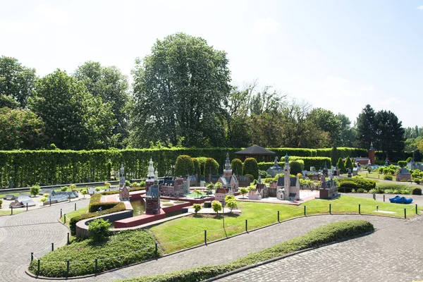 Bryssel, Belgien - 13 maj 2016: miniatyrer på parken Mini Europa - reproduktioner av monument i Europeiska unionen i skala 1:25. Holland, Nederländerna. — Stockfoto