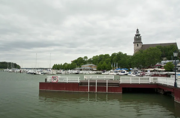 Ancient church behind the harbor at Naantali, Finland — Stock Photo, Image