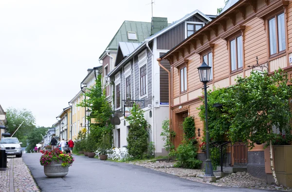 Naantali, Finland - 06 juli, 2015: bewolkt zomerdag op de historische wijk van Naantali — Stockfoto