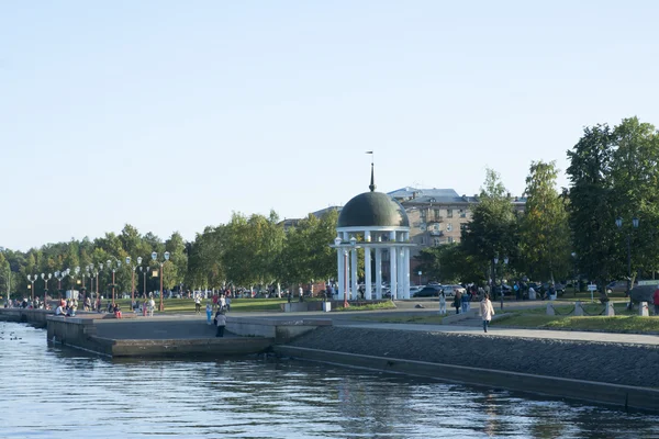 Petrozavodsk City Onega Gölü çıkabilir