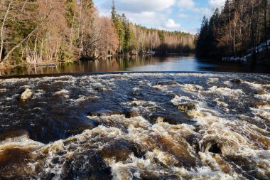 Jokelanjoki, Kouvola, Finlandiya 'da baraj ve eşiği