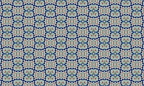 Beyaz zemin üzerinde mavi, yeşil ve kırmızı motifler bulunan renkli ve karmaşık bir desen kusursuz ve görsel olarak çekici bir tasarım yaratıyor..