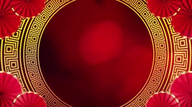 Canlı kırmızı Çin fenerleri ve altın aksanlı, Çin Yeni Yılı ya da geleneksel zarafetle diğer kültürel etkinlikleri kutlamak için mükemmel bir ortam yaratmak..