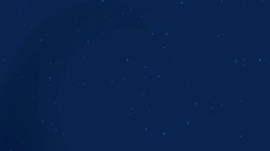 Koyu mavi bir gökyüzünün sihrini deneyimleyin. Dağılmış yıldızlarla dolu. Evren hakkında bir merak ve merak hissi uyandırıyor..