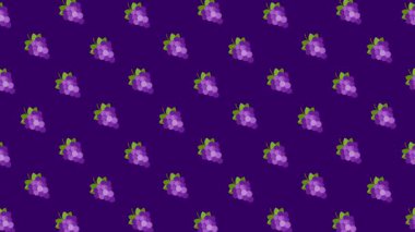 Sakin gölü olan ve seyahat kavramları için mükemmel olan dağ manzarası üzerinde nefes kesici bir gün batımı.