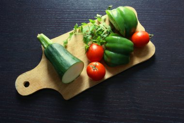 Bir sonbahar sebze güveç için malzemeler