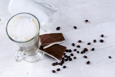 Şanti süt sütlü taze aromatik kahve