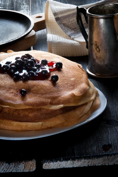 Frokost i landlig stil – stockfoto