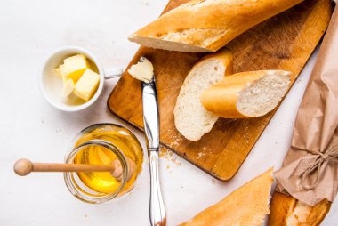 tereyağı ve bal ile baget