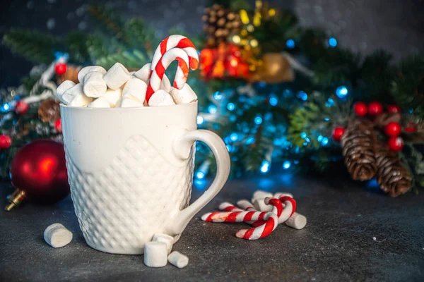 Fondo Festivo Navideño Oscuro Con Decoración Navidad Taza Chocolate Caliente — Foto de Stock