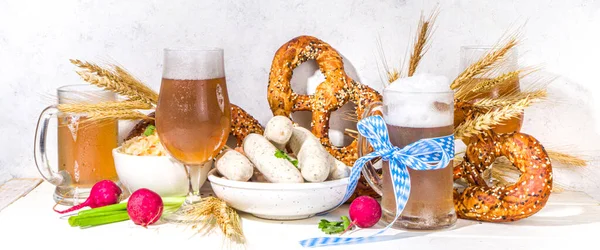 Fondo Comida Oktoberfest Menú Tradicional Comida Bavariana Vacaciones Salchichas Con — Foto de Stock