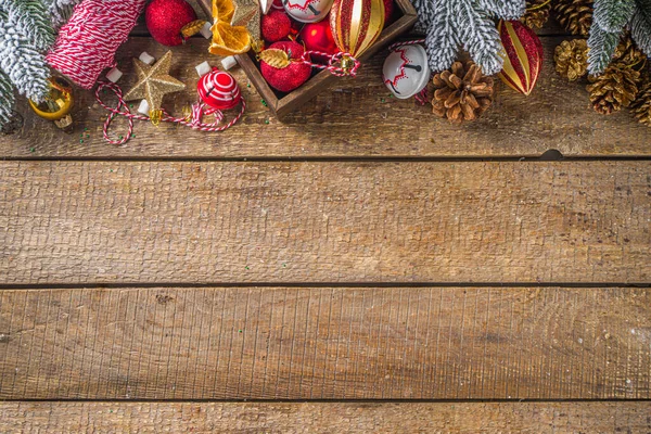 Natale Capodanno Sfondo Biglietto Auguri Piatto Natale Con Rami Abete — Foto Stock