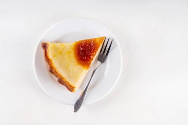 Geleneksel Amerikan Su Pastası pişirmek için gereken malzemeler - turta kabuğu, su, un, tereyağı ve şeker. Büyük Buhran dönemi tarifi, şeffaf kremalı tatlı pasta.