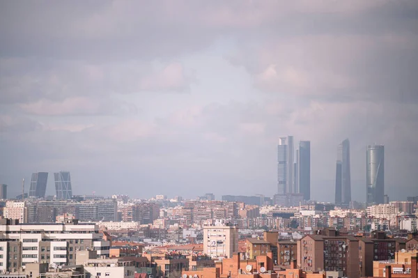 Imagem Cidade Madrid Espanha Num Dia Nebuloso Inverno — Fotografia de Stock