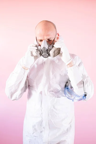 Enfermera Masculina Con Traje Protector Ropa Trabajo Con Gafas Protectoras — Foto de Stock