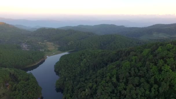 Pangung Atração turística em Mok Champae, Maehongson Tailândia tiro por drone . — Vídeo de Stock