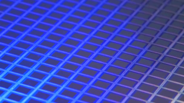 Il wafer di silicone riflette colori diversi — Video Stock