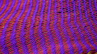 Soyut arkaplan için kırmızı ve mor örgü kumaş alt yüzü