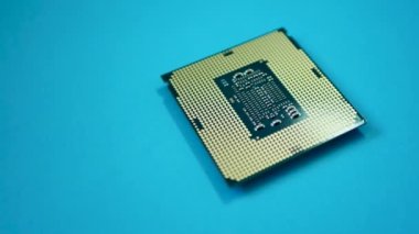 İşlemci soketi pimleri