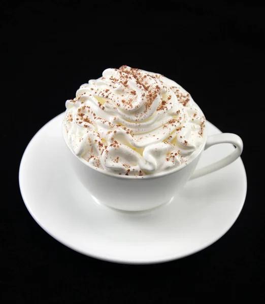 Einspanner Viennese Coffee Espresso Bitą Śmietaną Czekoladą Białym Kubku Izolowanym — Zdjęcie stockowe