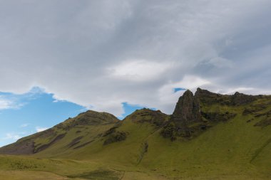 Güney İzlanda 'daki Vik i Myrdal Dağları