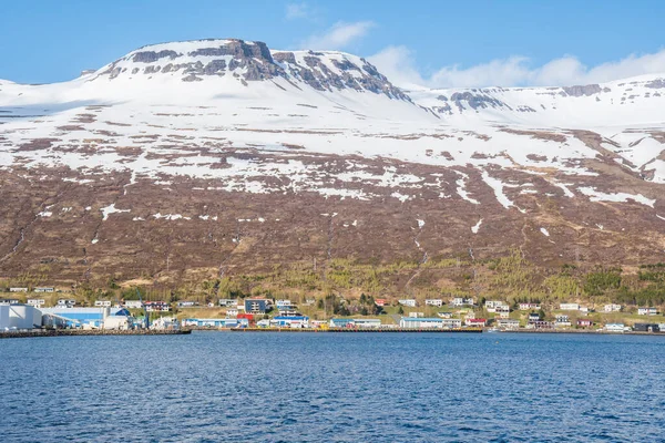 Widok Fiord Miasta Eskifjordur Wschodniej Islandii — Zdjęcie stockowe