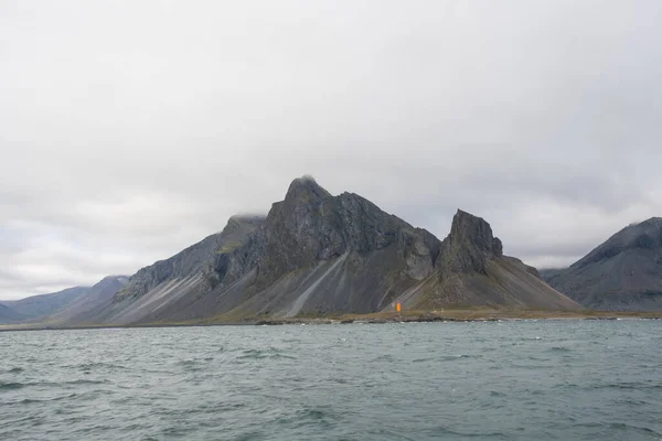 Montaña Eystrahorn Faro Hvalnes Campo Costero Del Este Islandia — Foto de Stock