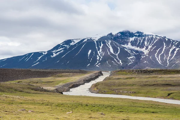 Bir Yaz Günü Doğu Zlanda Dağ Snaefell — Stok fotoğraf