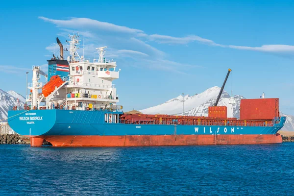 Hofn Hornafirdi Ijsland Maart 2020 Een Vrachtschip Haven Van Hornafjordur — Stockfoto