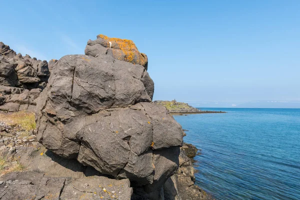 Rock Formation Coast Icelandic Countryside — Fotografia de Stock