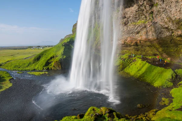 Der Wunderschöne Wasserfall Des Seljalandsfoss Südisland Einem Sonnigen Sommertag — Stockfoto