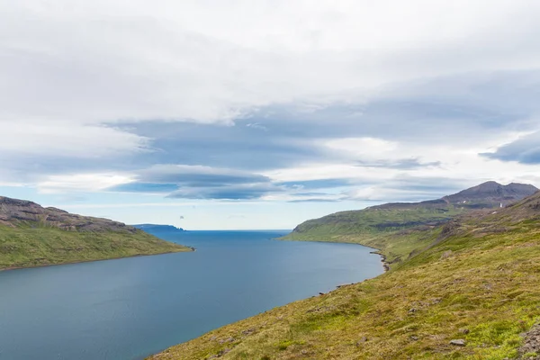 Vista Sobre Fiordo Ingolfsfjordur Strandir Campo Islandés —  Fotos de Stock