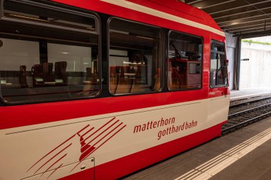 Zermatt İsviçre - 5 Ağustos. 2025: Matterhorn G treni