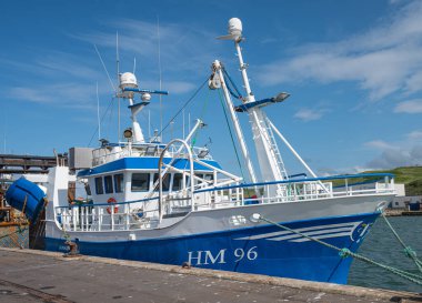 Hanstholm Danimarka - 5 Haziran. 2024: Limanda tekne